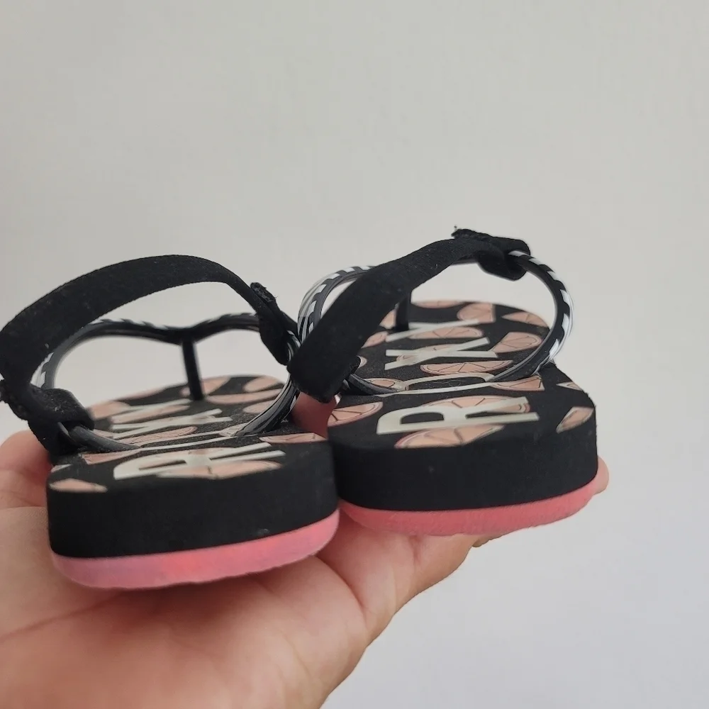 Roxy‎ Toddler Size 6 Black Slingback Sandals